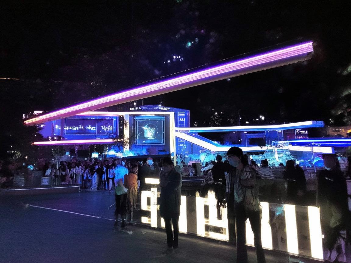 电动滑板车，科技与时尚的灵动融合